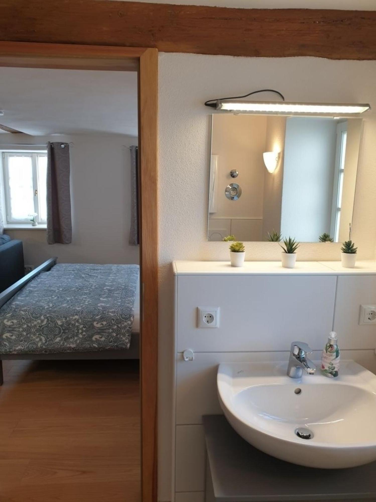 Torhaus Rattelsdorf - Wohnung 1 Sonnenblume Екстериор снимка