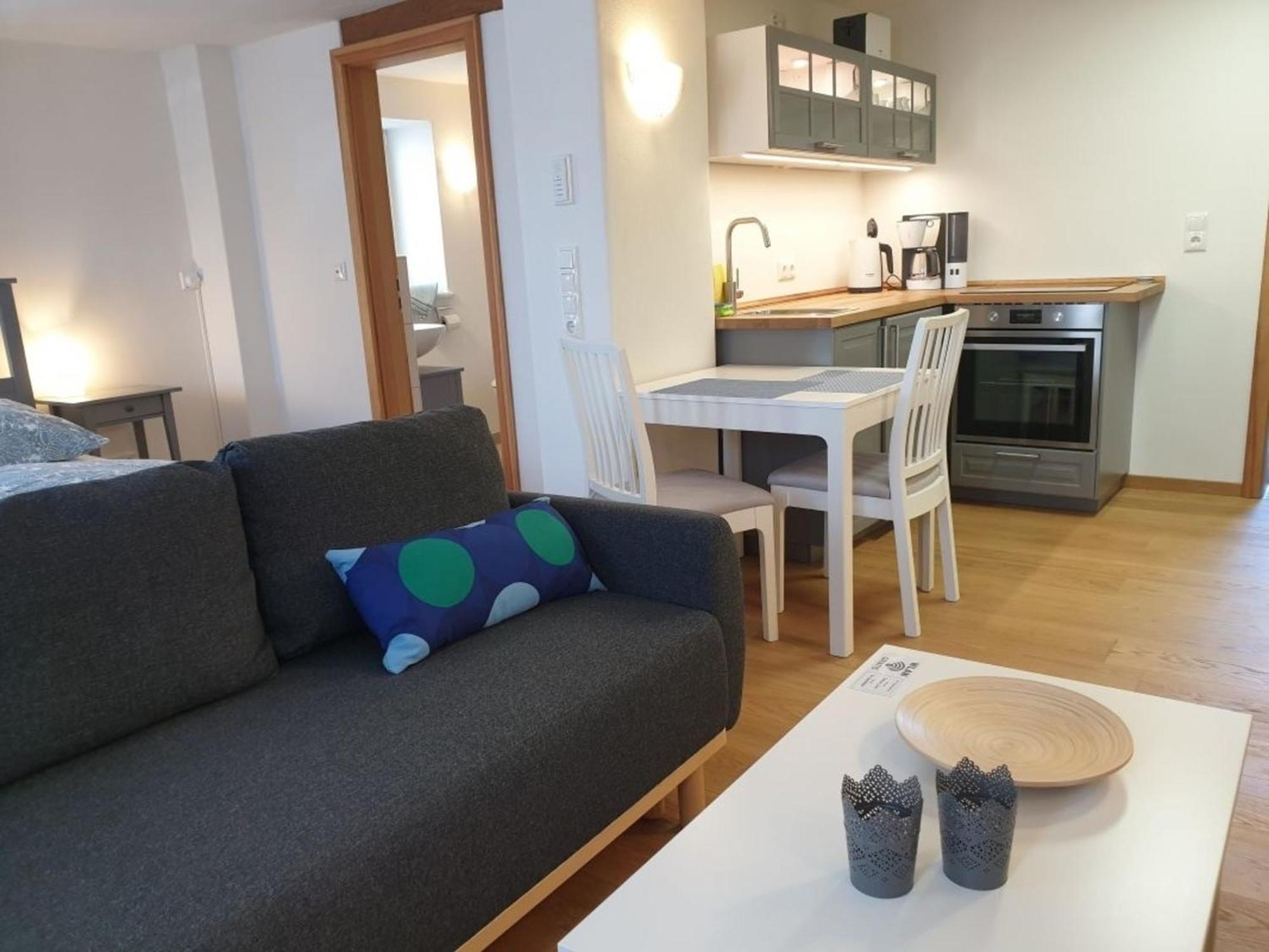 Torhaus Rattelsdorf - Wohnung 1 Sonnenblume Екстериор снимка